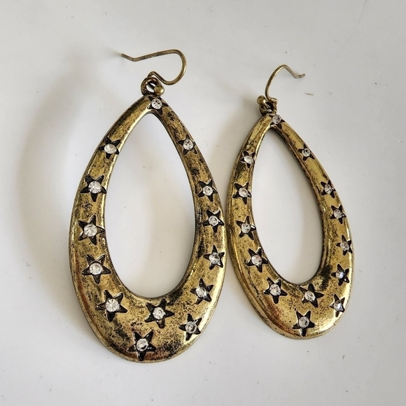 NWT Gold Embossed Star Rhinestone Teardrop Metal Earrings - Picture 6 of 8